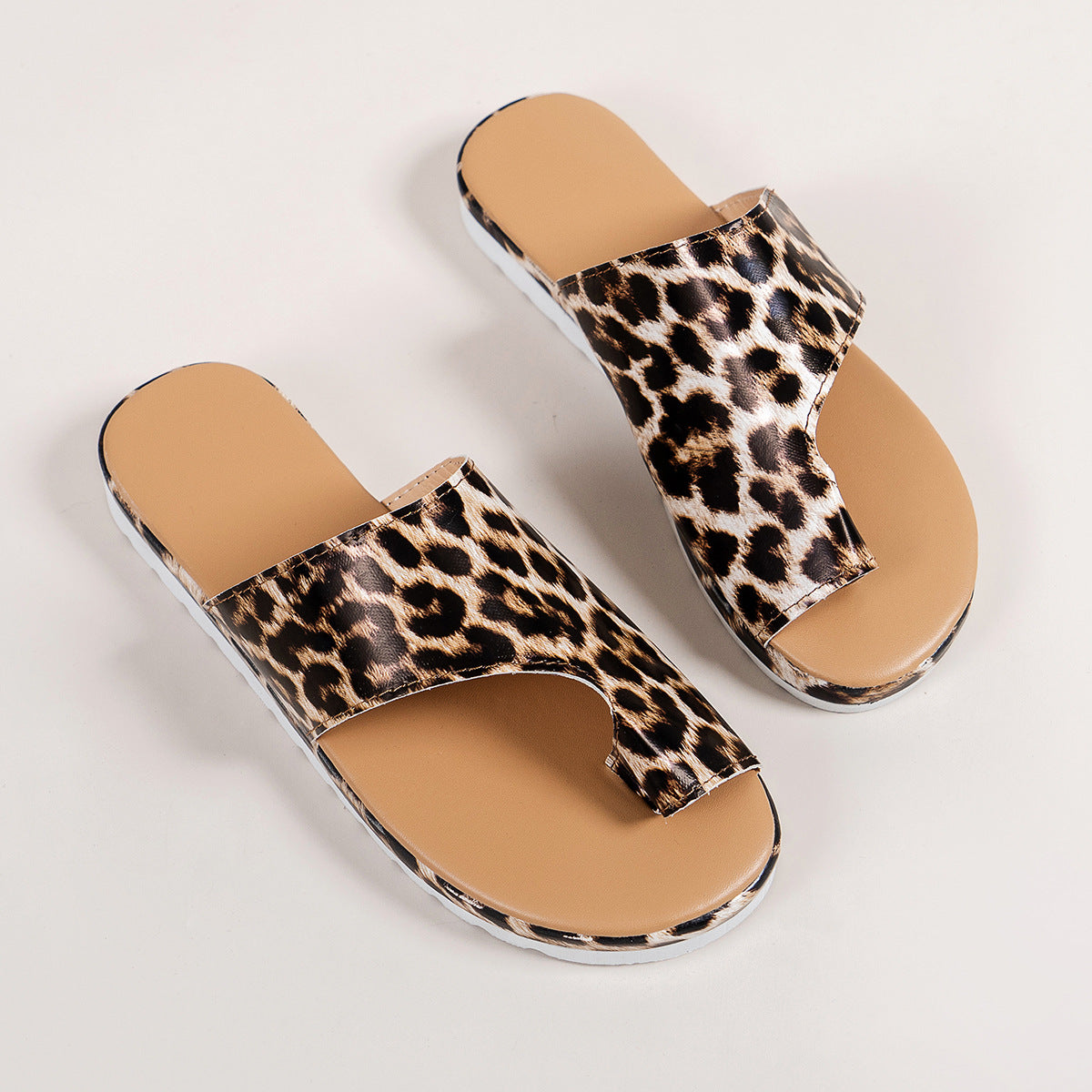 Flip-toe Slippers, Wedge Heel European And American Plus Size Sandals